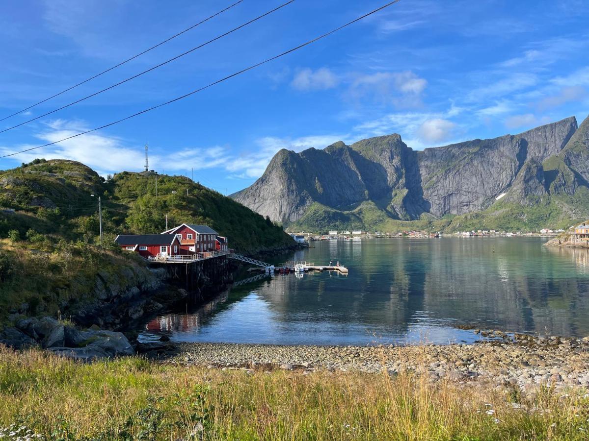 Lofoten Suite Apartments - Rostad Retro Rorbuer ไรเนอ ภายนอก รูปภาพ