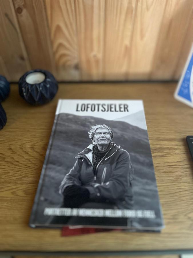 Lofoten Suite Apartments - Rostad Retro Rorbuer ไรเนอ ภายนอก รูปภาพ
